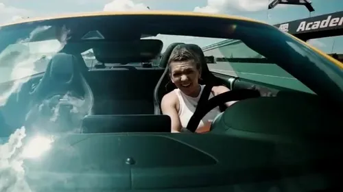VIDEO | Simona Halep a filmat un clip pentru Mercedes. Cum arată bolidul numărului 1 WTA