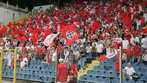 Dinamo joacă fără spectatori** cu Internațional Curtea de Argeș !