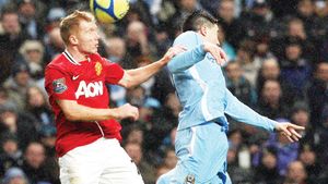 Scholes s-a răzgândit!** A fost convins de Sir Alex Ferguson să revină pe teren