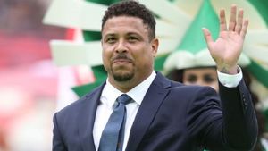 Marele Ronaldo, lecție deschisă pentru tinerii fotbaliști: "Am văzut jucători care făceau mulți bani, apoi au rămas faliți. Mereu m-a înspăimântat!" Fotbalistul care l-a făcut spună: "Îl ador!"