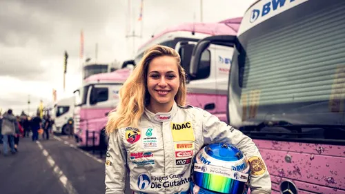 Pilotul de Formula 3 Sophia Floersch a scăpat de paralizie. A ieșit cu bine din operația care a durat 11 ore