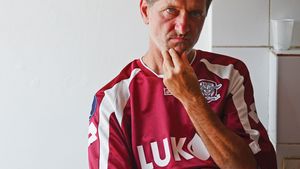 Cornel, cel mai în vârstă dintre greviștii Rapidului, a părăsit grupul protestatarilor!
"Îmi e rușine că plec!"