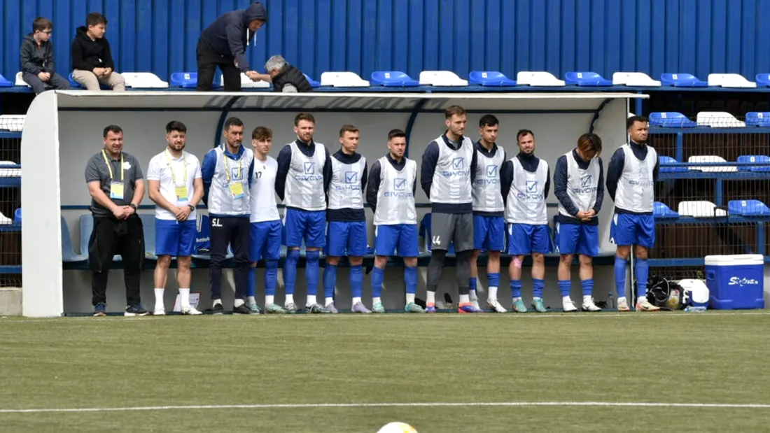Plecări în masă de la Metalul Buzău! 11 fotbaliști se despart de echipa lui Valentin Stan