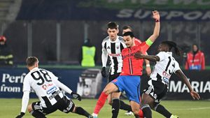 Atacantul dorit de Gigi Becali a marcat chiar sub ochii patronului campioanei în U Cluj - FCSB 1-2, dar face o afirmație ciudată despre liderul Superligii