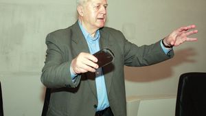 Pădureanu: "Borcea, nu câștigi"