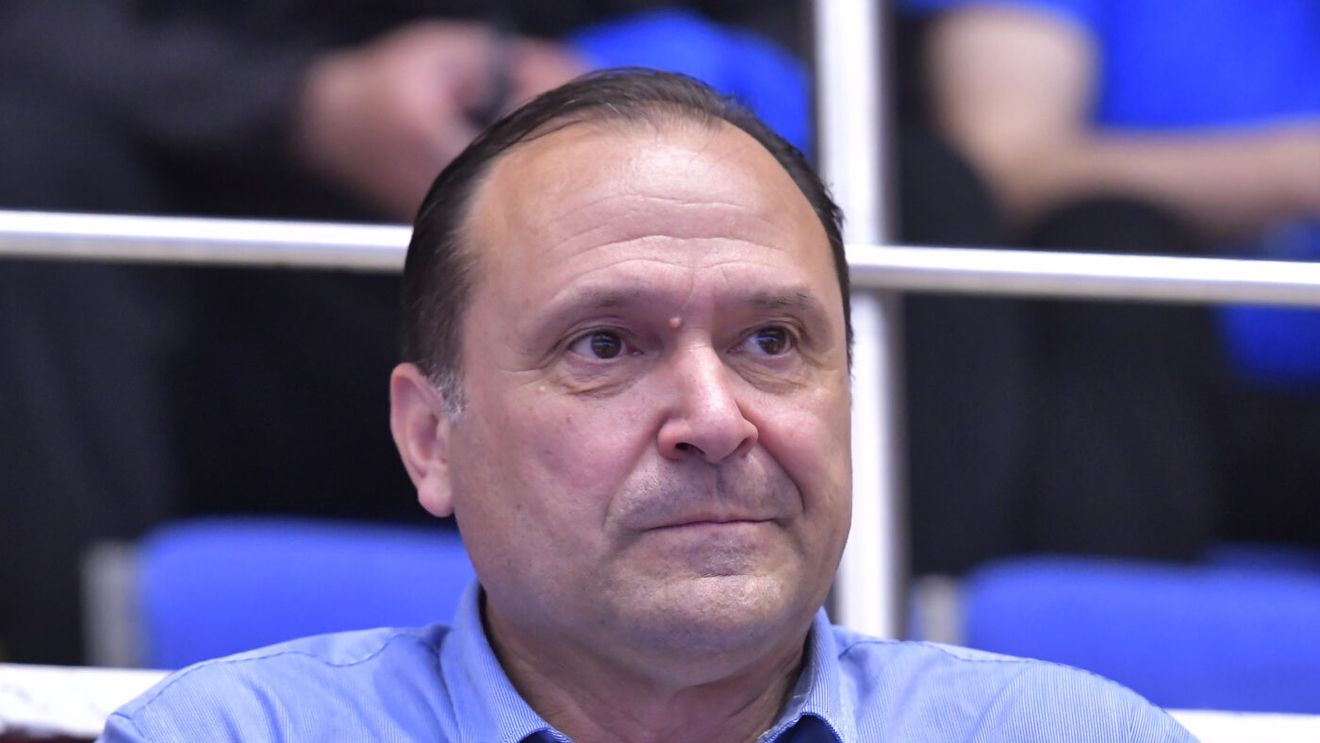 Președintele Federației Române de Handbal a luat decizia de ultimă oră în privința selecționerului Florentin Pera! Ce se întâmplă cu antrenorul care a terminat cu România doar pe locul 12 la Campionatul Mondial. EXCLUSIV