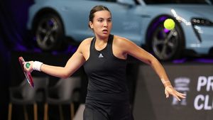 Gabriela Ruse, eliminată de Caroline Garcia la Rouen!