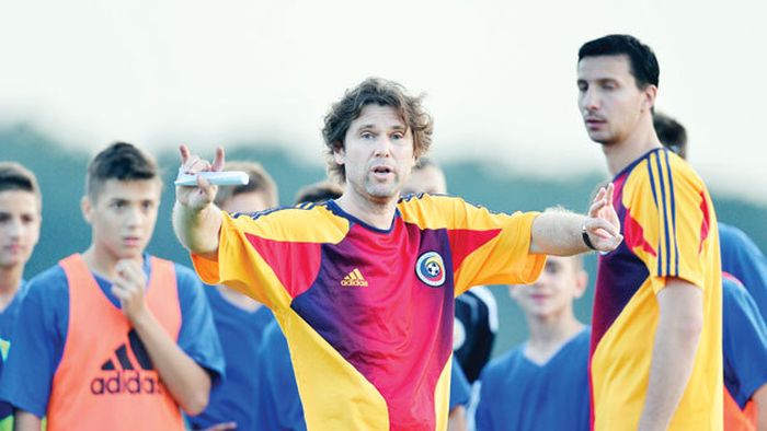 "Marele Blond" simte că a revenit într-un fotbal mai bun!** Răducioiu: "Avem jucători să ne calificăm la CM!" 