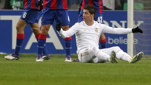 A primit LIKE de la toți fanii Barcelonei :) "E arogant și nu știe să piardă!"** Ce jucător din Spania îl tăvălește pe CR