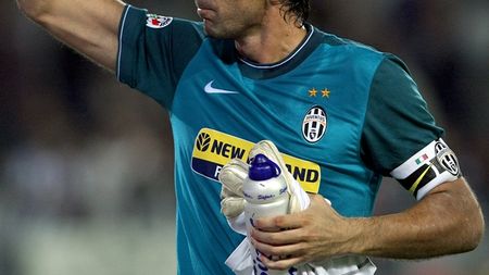 Buffon: "Există o înverșunare din partea lui Chelsea față de Mutu! Amenda primită este absurdă!"