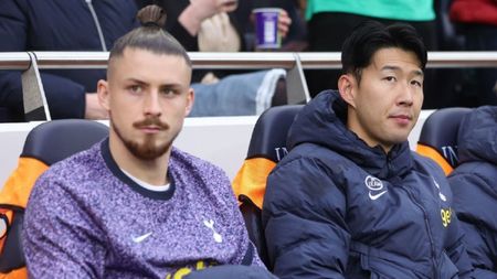 Radu Drăguşin, din ce în ce mai curtat! Încă o echipă s-a înscris în cursa pentru semnătura sa