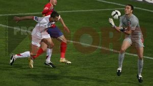 "Steaua a avut ghinion, a ratat 5 ocazii în prima repriză!** Dinamo nu am înțeles ce tactică a avut!"