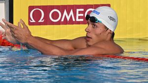 David Popovici scrie istorie pentru România şi ia medalie de aur şi la 200 de metri liber la Campionatele Europene! Şi-a spulberat adversarii