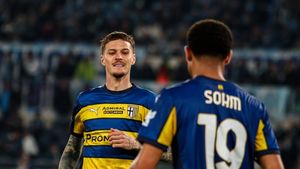 Sky Italia a anunțat transferul bombă al lui Dennis Man la Lazio Roma!