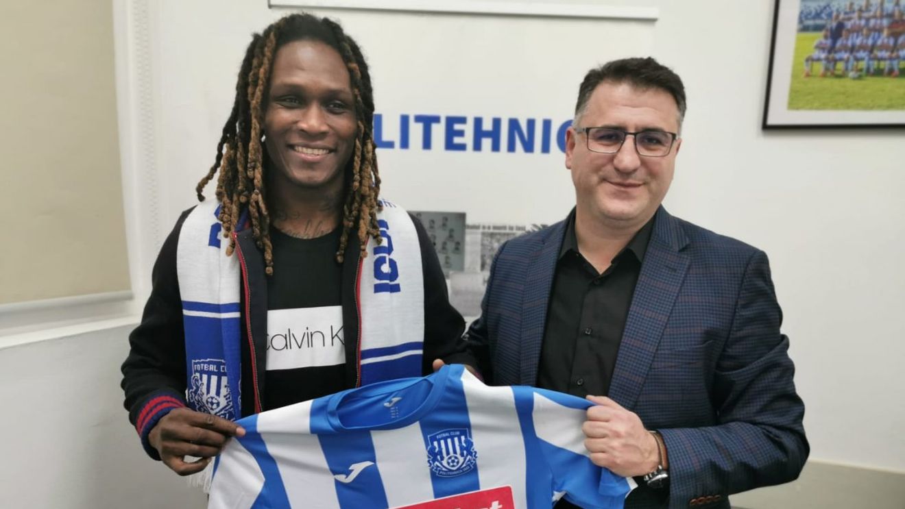 Habib Habibou a semnat cu Poli Iași! Ce contract i-a oferit Mircea Rednic fostului atacant al Stelei