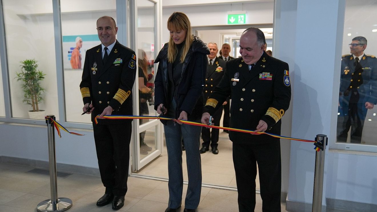 Academia Navală „Mircea cel Bătrân” a inaugurat un bazin olimpic şi a invitat-o pe Camelia Potec