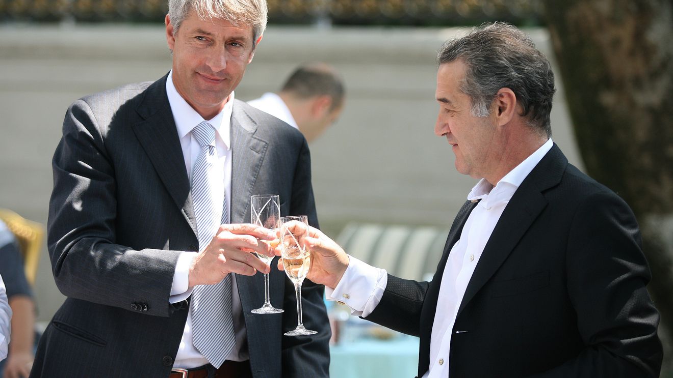 Un nou avertisment pentru Mihai Rotaru! Cum a fost dat afară din vestiar Gigi Becali de antrenorul Cristiano Bergodi. „Nu l-a rugat frumos, i-a spus altfel”