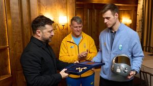 Volodimir Zelenski s-a întâlnit cu sportivul ucrainean dat afară de la Jocurile Olimpice: „Datorită sacrificiului lor nu este război azi în toată Europa!”