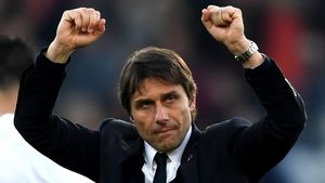 Antonio Conte și-a prelungit contractul cu Chelsea: "Trebuie să muncim mai mult pentru a păstra ceea ce am câștigat". Când expiră noua înțelegere