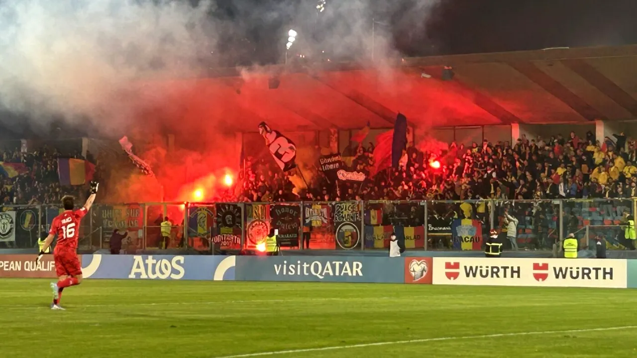 Imagini impresionante cu scenografia magică a fanilor României la meciul din San Marino! S-a „aprins” stadionul din Serravalle