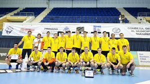 Campioni vulgari la 18 ani. După ce au câștigat titlul național de juniori I la București, handbaliștii de la CSȘ 2 Baia Mare s-au filmat în timp ce scandau: "Ne p.... pe Capitala voastră!" | VIDEO. Reacția președintelui FRH