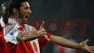 "Câinii" câștigă prima "finală" din retur!