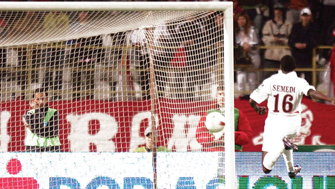 S-a vorbit „străineza"