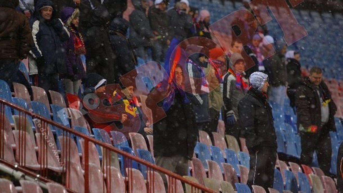 Steaua, amendată cu 10.000 de lei pentru bulgării aruncați din tribune**! M. Constantin, 4 etape suspendare!