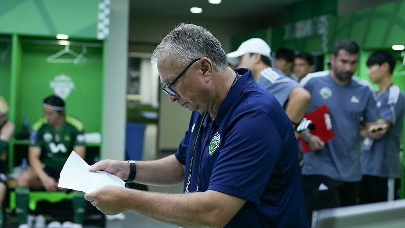 Dan Petrescu n-a ratat vedetele de la PSG! Antrenorul român întâlnire cu Neymar, Marquinos și Luis Enrique, după ce a încasat-o cu 3-0 de la campioana Franței | FOTO