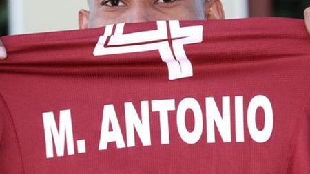 Prima "dublă" la 27 de ani! Marcos Antonio: **"Vreau să devin fundașul-golgheter"