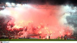 Panathinaikos a fost depunctată și a primit o amendă de 100.000 de euro din cauza incidentelor provocate de fani la derby-ul cu Olympiakos