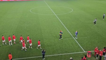 Moment unic în fotbalul românesc! Partida CS Dinamo - FC Dinamo are 2 crainici. Cum și-au împărțit microfonul