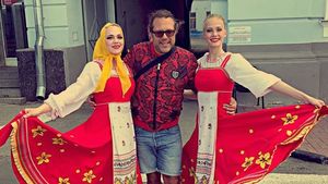 Cel mai nebun rus. A fentat FIFA și asistă la 25 de meciuri la Cupa Mondială! Suma incredibil de mică pe care o dă pe bilete: "Am încercat să îmi iau un scaun cu rotile, să intru pe locurile speciale"