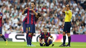 Iniesta are o leziune musculară la coapsa dreaptă