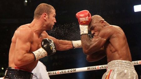 Lucian Bute ar putea boxa pentru unificarea centurilor la București, pe National Arena!