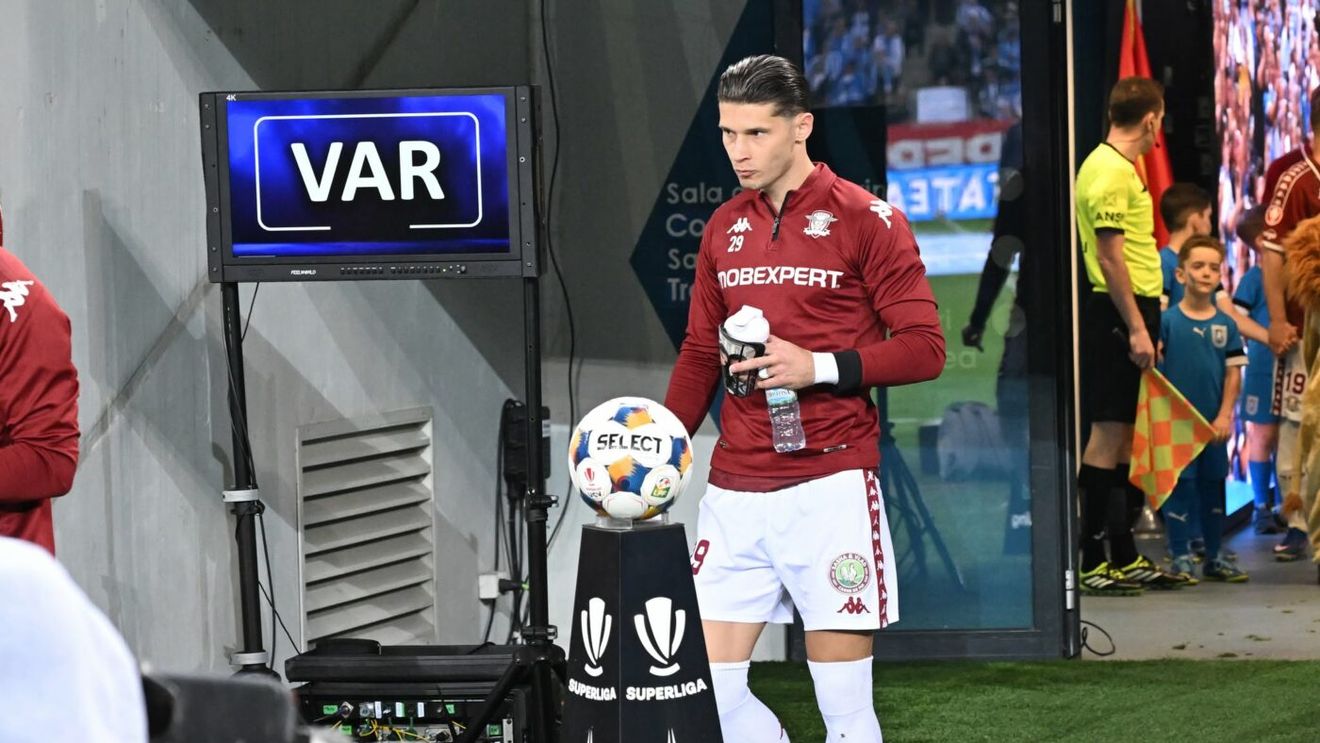 S-a aflat ce club îl poate transfera pe Alex Dobre după conflictul cu Costel Gâlcă