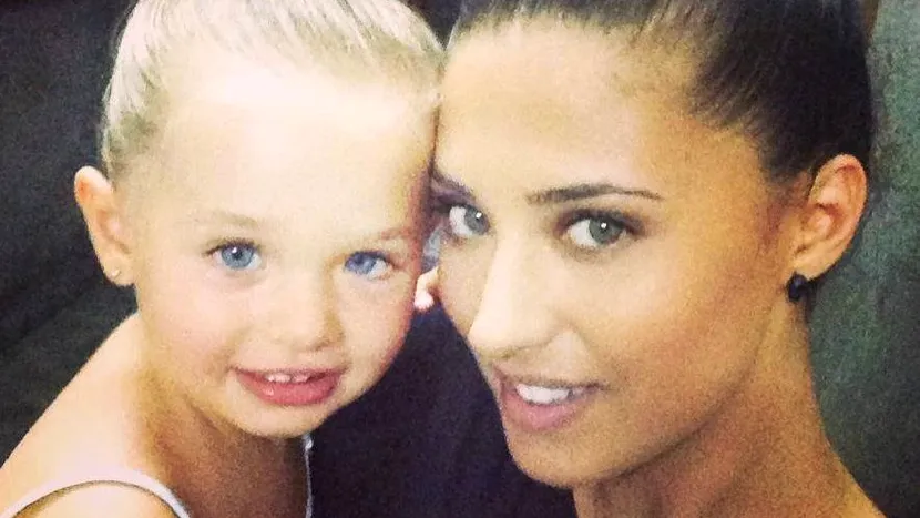 La cine ar putea rămâne fiica Antoniei și a lui Vincenzo Castellano după încheierea divorțului