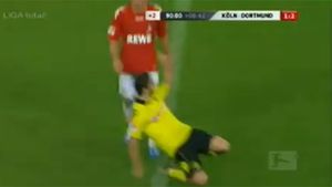 "Ce bine-mi pare că ți-ai luat țeapă" Podolski a râs prea devreme! Vezi cum l-a umilit Sahin VIDEO