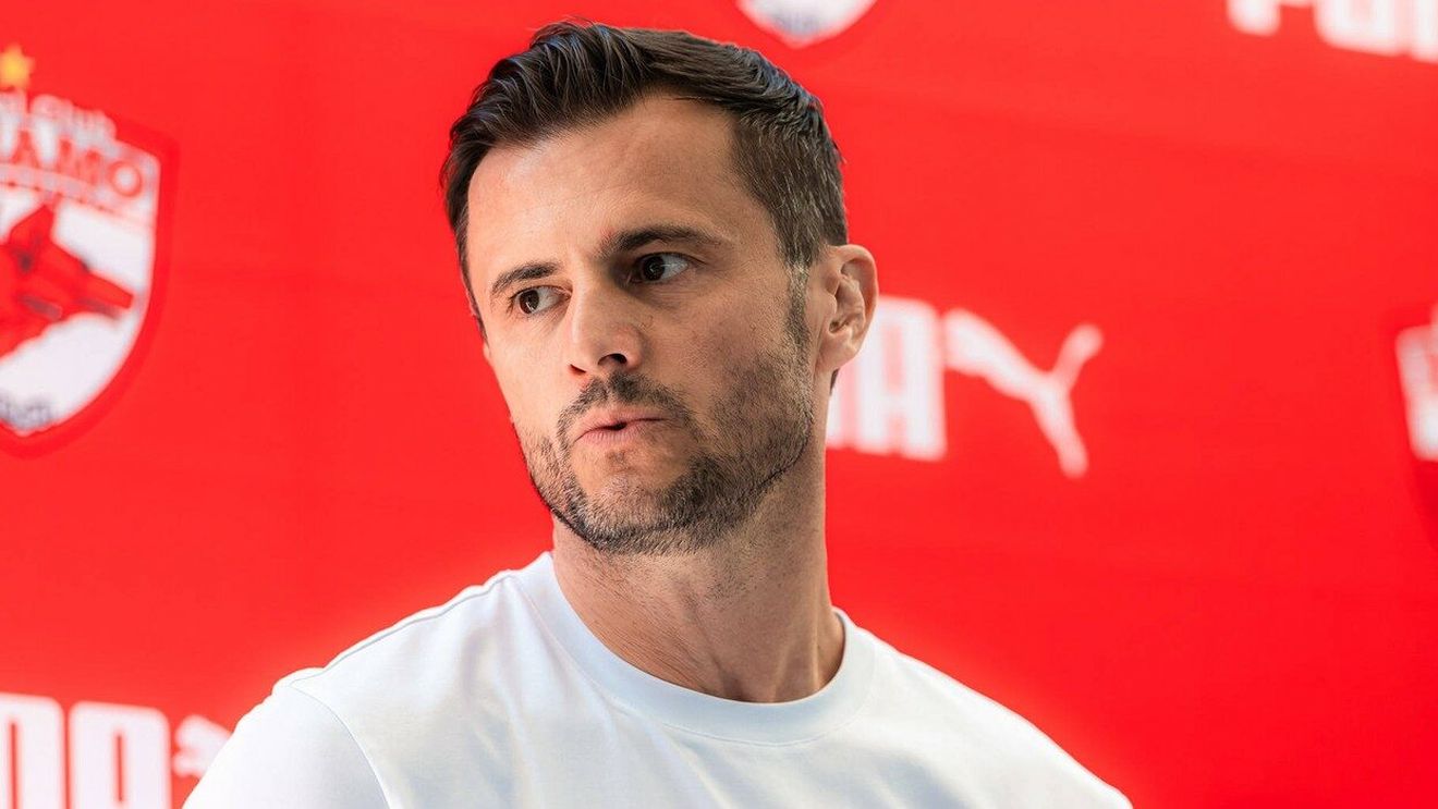 Dinamo a rezolvat cel mai complicat transfer: „Semnează. Îl urcăm în avion”