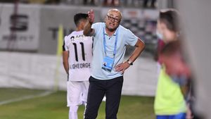 Leo Grozavu acuză înaintea meciului cu Dinamo: „Văd că se tot plâng! Există tactica asta!” Sepsi trage un semnal de alarmă în privința arbitrajului