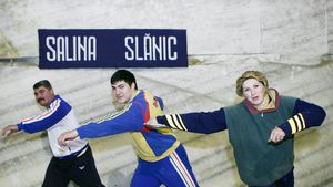 Nicoleta Grasu aruncă în Tata