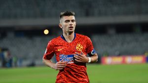 El este omul din spatele succesului lui Florin Tănase la FCSB: „M-am întâlnit cu el la o terasă și i-am spus anumite lucruri”