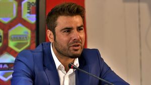 Dinamoviștii n-au încredere în Adrian Mutu! „Briliantul” nu este considerat omul potrivit pentru banca alb-roșilor: „Am dubii în privința lui. N-a demonstrat nimic”