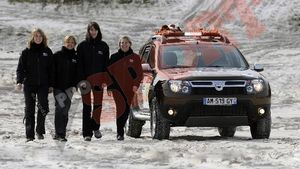 FOTO** Duster în deșert