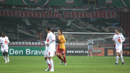 Aduceți suporterii din exil!**