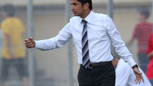 "Ne-am bucura să vină Răzvan Lucescu,** dar nu avem noi forța să convingem federația!"