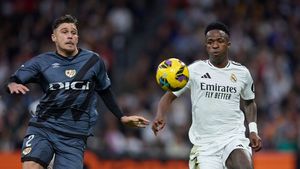 Doi se bat şi al treilea dă lovitura! FC Barcelona şi Real Madrid ar putea rămâne cu buza umflată: Diego Simeone a decis că Andrei Rațiu e omul perfect pentru Atletico Madrid