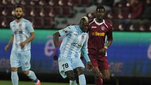 N'Doye pac-pac, cap-cap. Două goluri cu capul în două meciuri la rând pentru senegalez