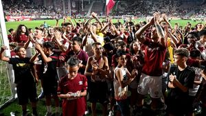 Prima reacție din tabăra Rapidului după ce s-au stabilit grupele din Cupa României! Obiectivul clubului e clar: „Atacăm finala! Dacă o câștigăm, e perfect!”. Declarații tari despre derby-ul cu CSA Steaua: „Abia îl aștept!” | VIDEO