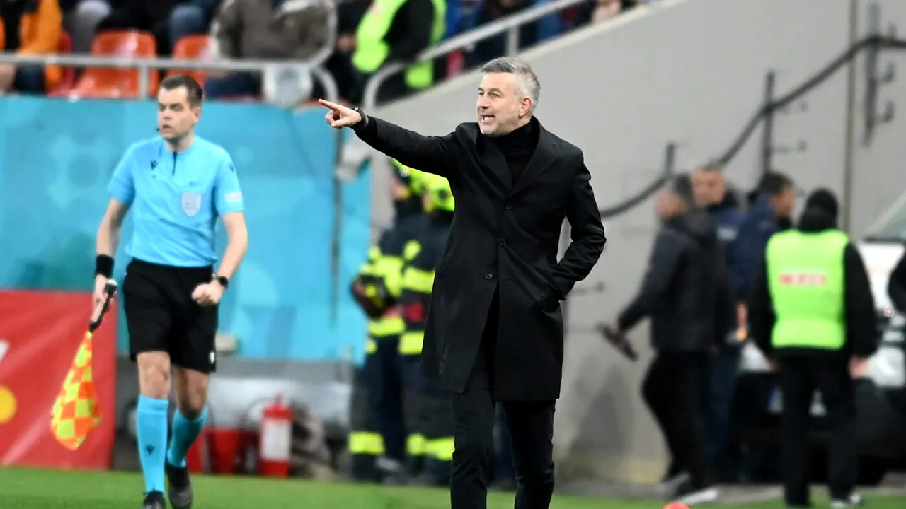 Ce a făcut Edi Iordănescu imediat după ce arbitrul a fluierat finalul meciului România - Belarus! Gestul care arată presiunea uriaşă care îl apasă